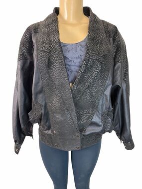 Vintage Giovanni Leather Moto Jacket 80s  padded shoulders bat sleeve medium